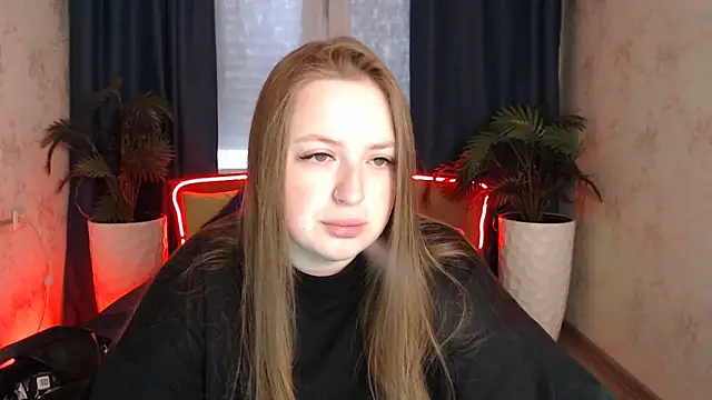 GirlPlayer online show from April 6, 2026, 1:14 am