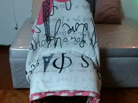 Juliana  lx online show from January 15, 2026, 1:48 pm