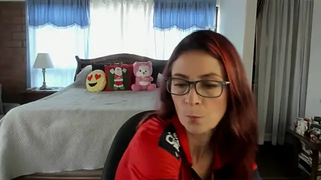 Charlotte-Willson online show from December 17, 2025, 8:15 pm