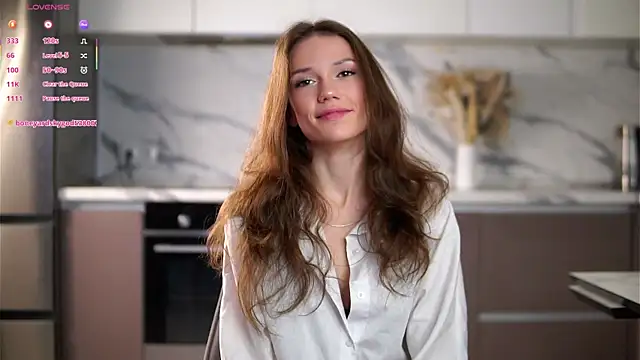 LucieNovembre online show from December 3, 2025, 4:31 am