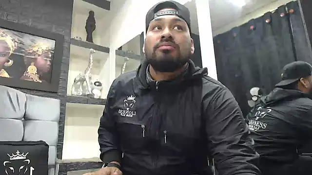 Liam hairy online show from November 29, 2025, 2:58 am