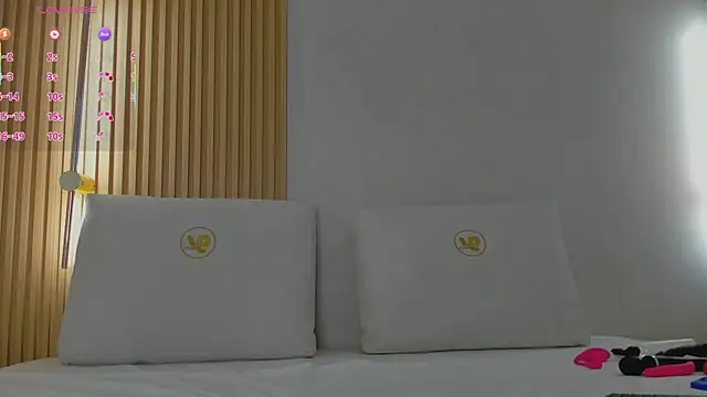 mia dollce online show from December 1, 2025, 11:26 am