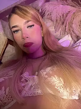 valeryfox   online show from December 22, 2025, 12:18 am