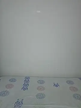 Snapshot of mila_curvy chatting on December 3, 2025, 7:16 am mila curvy online show from December 3, 2025, 7:16 am