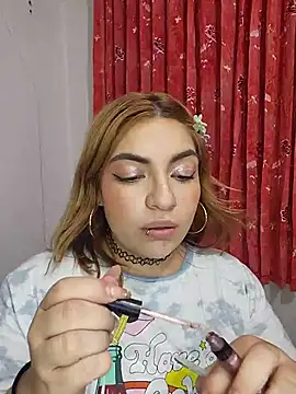 Snapshot of mila_curvy chatting on January 17, 2026, 5:01 am mila curvy online show from January 17, 2026, 5:01 am