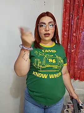 Snapshot of mila_curvy chatting on March 5, 2026, 7:21 pm mila curvy online show from March 5, 2026, 7:21 pm