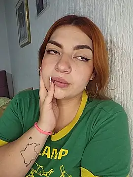 Snapshot of mila_curvy chatting on March 16, 2026, 5:44 am mila curvy online show from March 16, 2026, 5:44 am