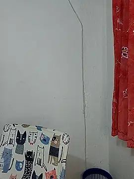 mila curvy online show from May 28, 2026, 5:05 am
