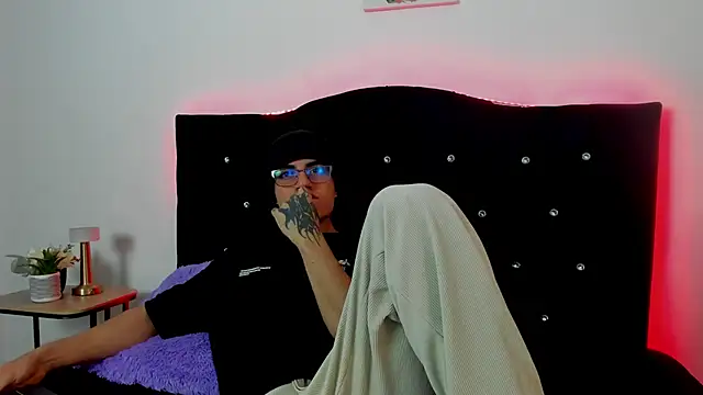 eren jeager online show from February 21, 2026, 1:28 am