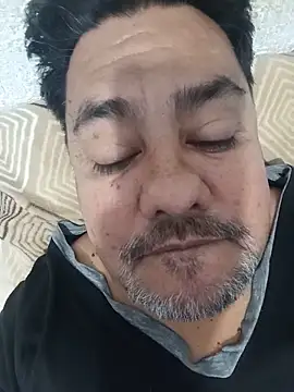 Snapshot of AlexCancun chatting on June 4, 2026, 1:06 pm AlexCancun online show from June 4, 2026, 1:06 pm