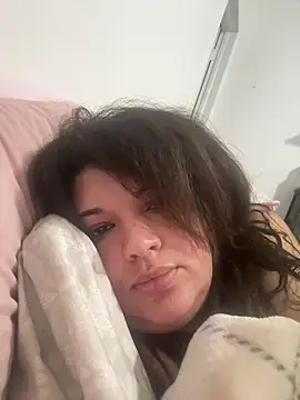 lasirenitabella online show from November 27, 2025, 7:32 am