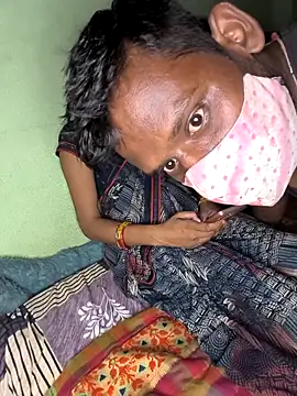 Laxmidevi000 online show from April 26, 2026, 4:48 pm