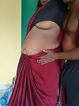 Desicouple1706 online show from May 22, 2026, 6:31 am