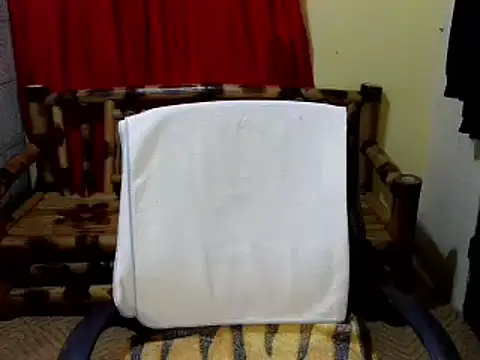 lovelyxmorena online show from February 16, 2026, 9:38 am