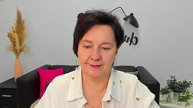 EveRalphes online show from December 3, 2025, 7:27 am