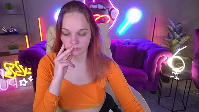 Sun Shine Lola online show from November 28, 2025, 1:58 pm