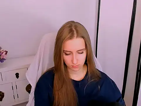 VanessaAmore online show from April 22, 2026, 9:55 am