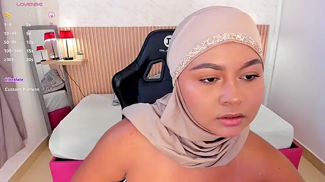 jasmyne anbar online show from February 10, 2026, 9:19 pm