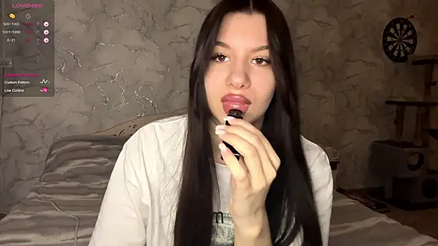 Snapshot of Phantom_Gallactic chatting on February 2, 2026, 8:35 am Phantom Gallactic online show from February 2, 2026, 8:35 am