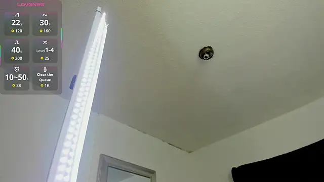 Camilla Gomez online show from December 5, 2025, 4:21 am