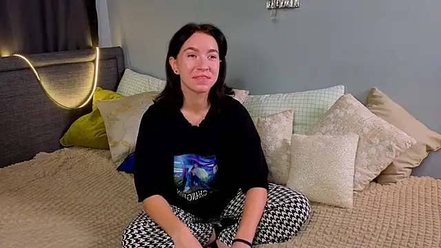 TheoHamborsky online show from November 27, 2025, 8:16 am