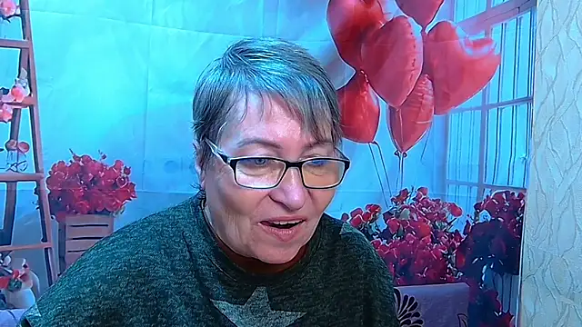 OlgaLuck online show from April 17, 2026, 5:32 am