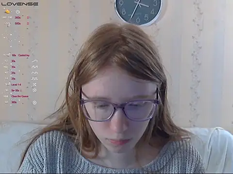 LustfulSarah online show from October 17, 2025, 12:41 pm