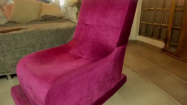 Mysterius Woman online show from April 14, 2026, 11:05 am