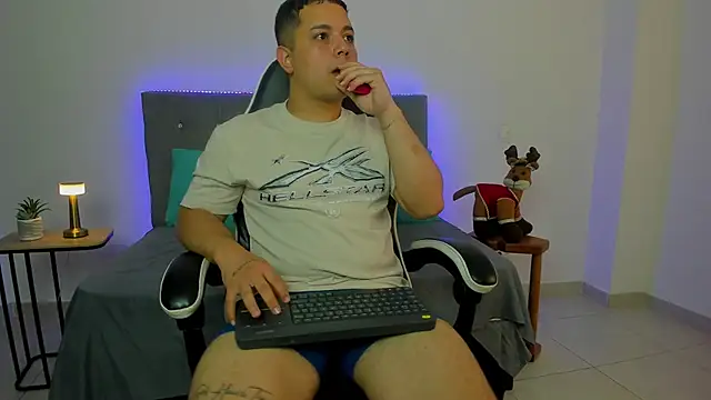 bry hill online show from November 27, 2025, 1:24 pm