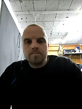 Phoenix2310 online show from November 28, 2025, 12:02 am