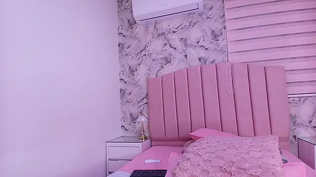 katsumi yan online show from April 21, 2026, 1:42 am