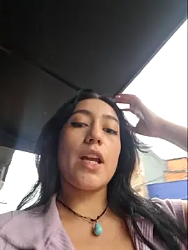 Eveeelyn25 online show from June 6, 2026, 10:47 pm