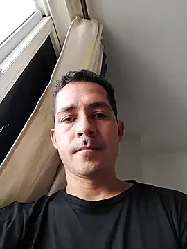 Logan hetero1 online show from November 23, 2025, 7:57 pm