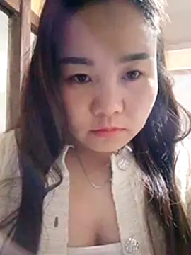 One-two22 online show from November 25, 2025, 10:21 pm