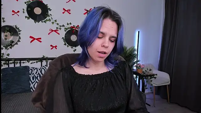 Snapshot of LiraBelle chatting on May 13, 2026, 3:15 am LiraBelle online show from May 13, 2026, 3:15 am