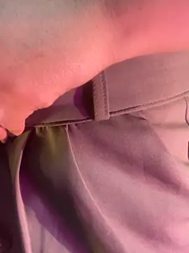 miss-Riya-00100 online show from February 28, 2026, 9:27 pm