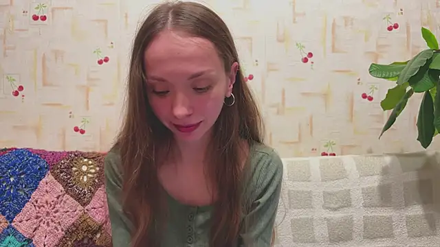 PaulaTisch online show from November 30, 2025, 6:34 pm