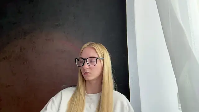 LangKrakowiak online show from December 4, 2025, 9:40 am