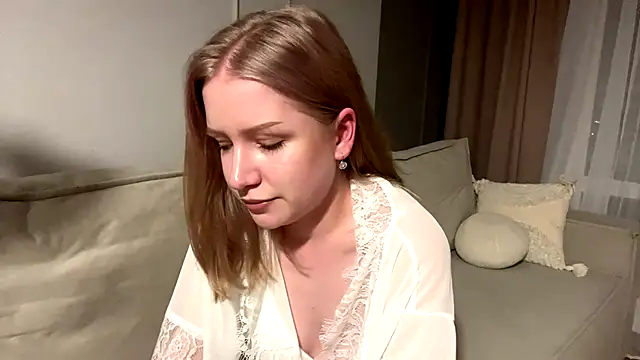 Alice meow15 online show from November 22, 2025, 3:22 pm