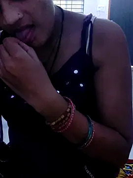 Hot hania online show from November 25, 2025, 8:25 am