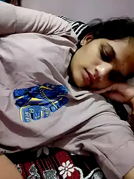 Hot hania online show from December 4, 2025, 12:53 am