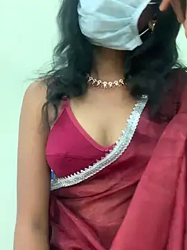 honeygirl6996 online show from April 22, 2026, 7:44 am