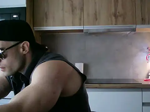 ScottBarlow online show from December 2, 2025, 12:21 pm