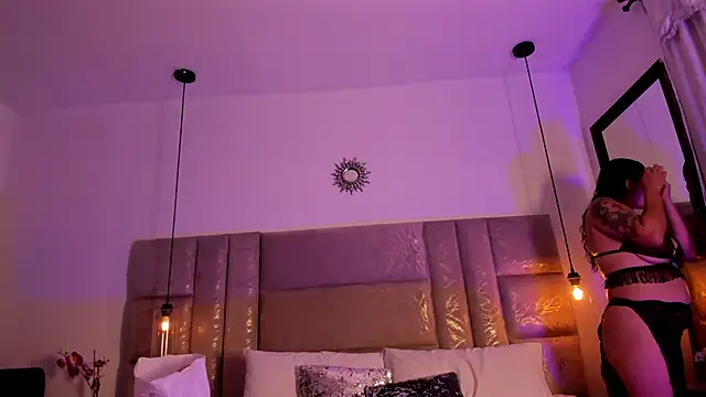 Ambar85 online show from February 4, 2026, 3:12 am