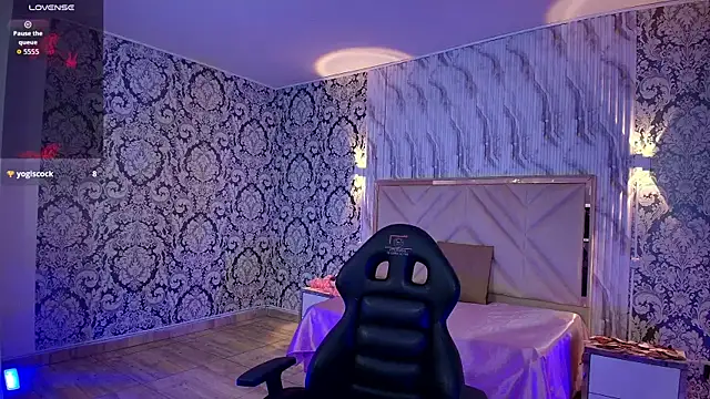 MIKU TAY1 online show from March 5, 2026, 7:54 pm