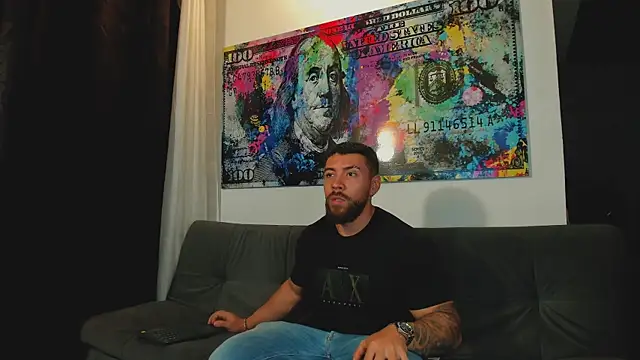 owen seth1 online show from December 13, 2025, 11:32 pm