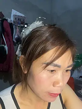 meganmeo online show from February 10, 2026, 3:21 am