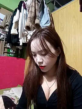 Snapshot of bong-ngo- chatting on February 3, 2026, 11:48 am bong-ngo- online show from February 3, 2026, 11:48 am