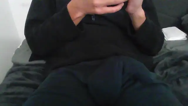 Snapshot of latinman7944 chatting on February 3, 2026, 7:02 am latinman7944 online show from February 3, 2026, 7:02 am