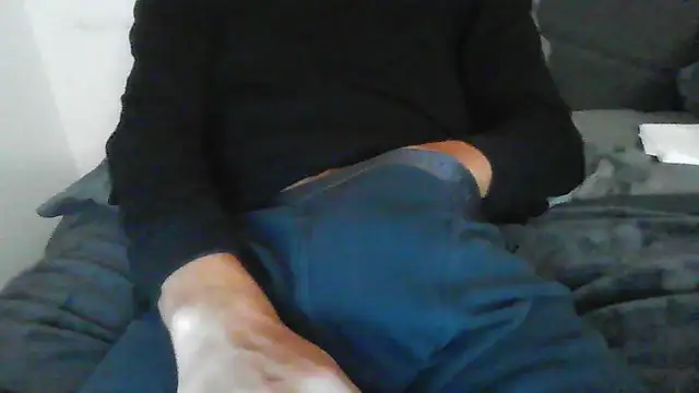 Snapshot of latinman7944 chatting on February 26, 2026, 7:51 am latinman7944 online show from February 26, 2026, 7:51 am